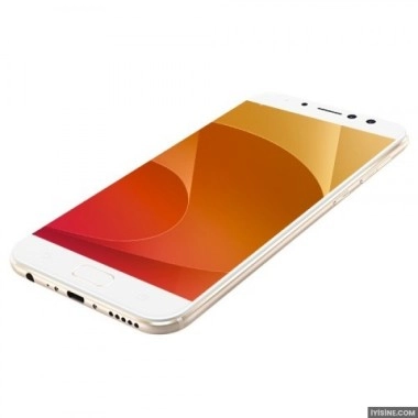 Asus ZenFone 4 Selfie Pro