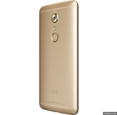 ZTE Axon 7