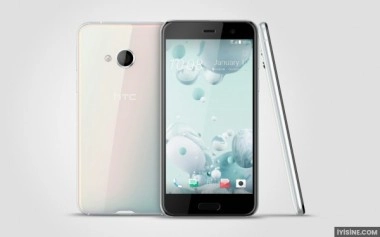 HTC U Play