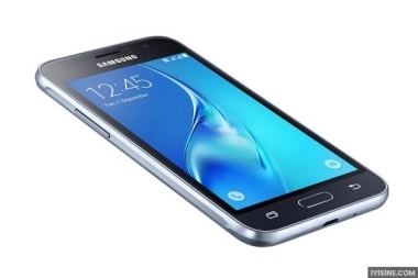 Samsung Galaxy J1 (2016)