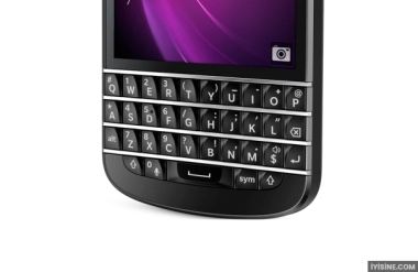 BlackBerry Q10