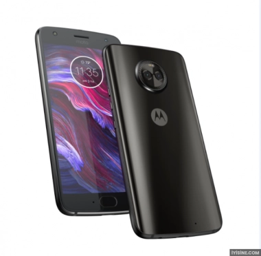 Moto X4