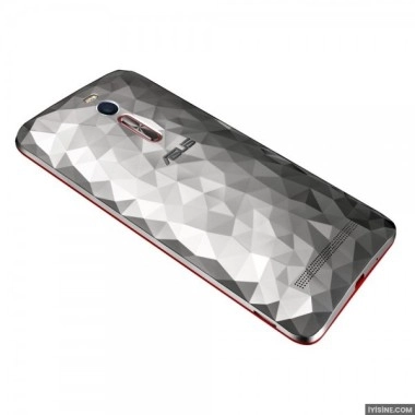 Asus ZenFone 2 Deluxe Special Edition