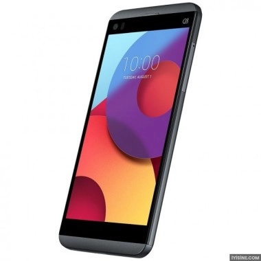 LG Q8
